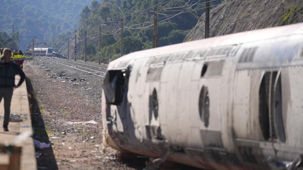 Renfe tuvo conocimiento del accidente del Alvia "inmediatamente de que se produjera"