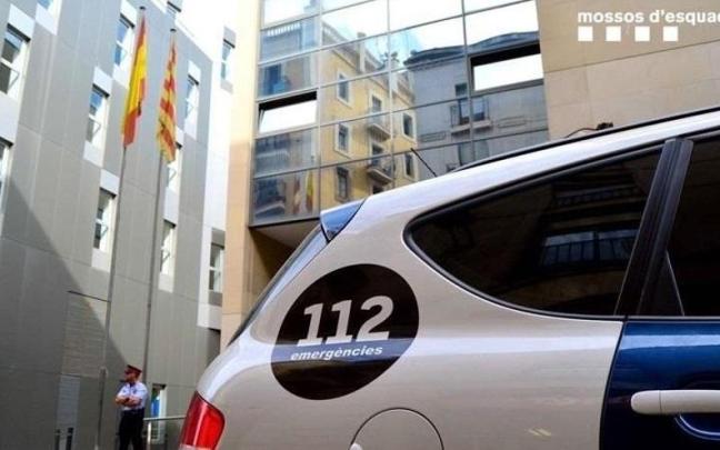 Un vehículo de los Mossos d'Esquadra. Un vehículo de los Mossos d'Esquadra.