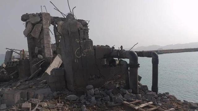 Unos 10.000 habitantes de veinte pueblos de la sureña provincia iraní de Hormozgán se han quedado sin agua potable tras un ataque estadounidense contra una planta desalinizadora.