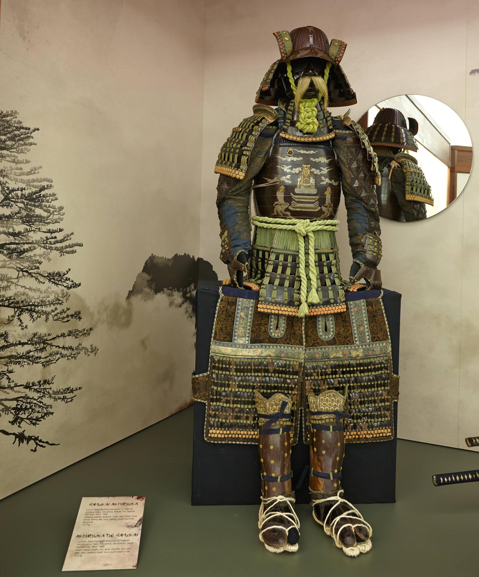 Su exposición está ordenada siguiendo criterios cronológicos.