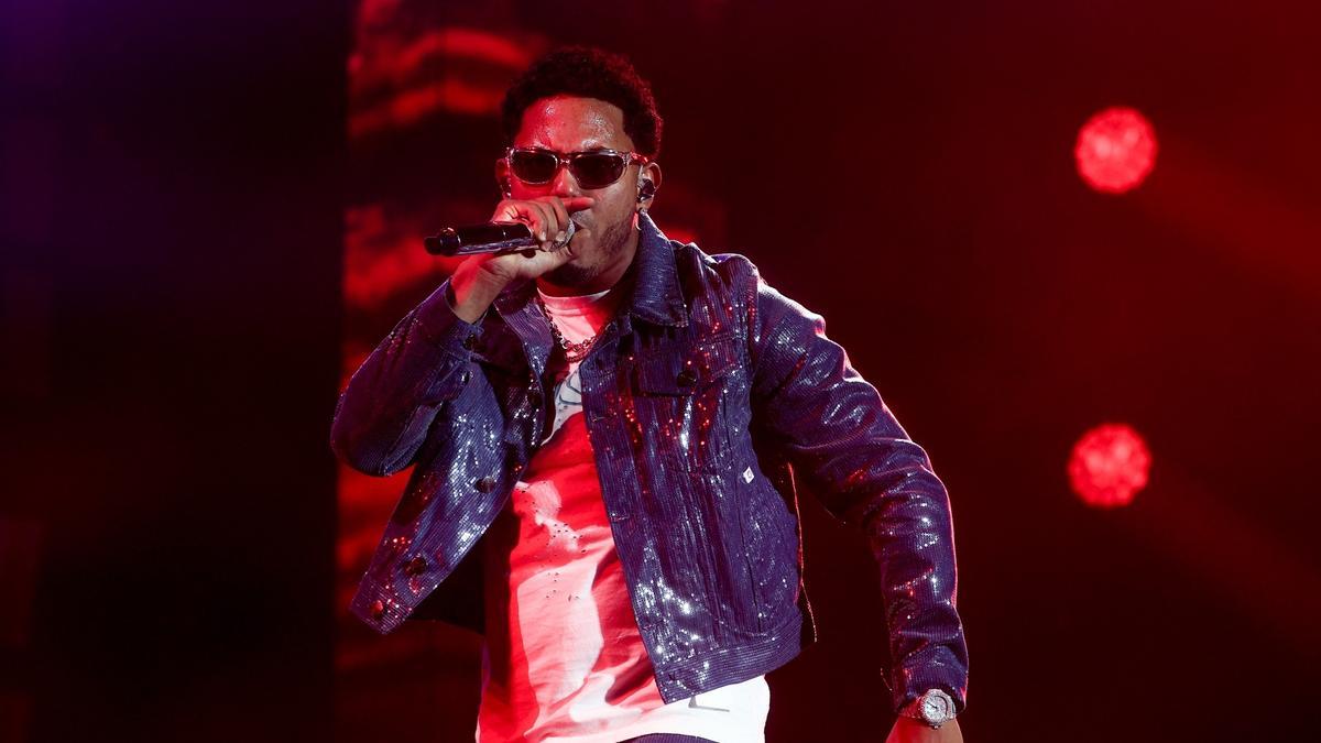 El cantante Myke Towers durante su concierto en el WiZink Center.