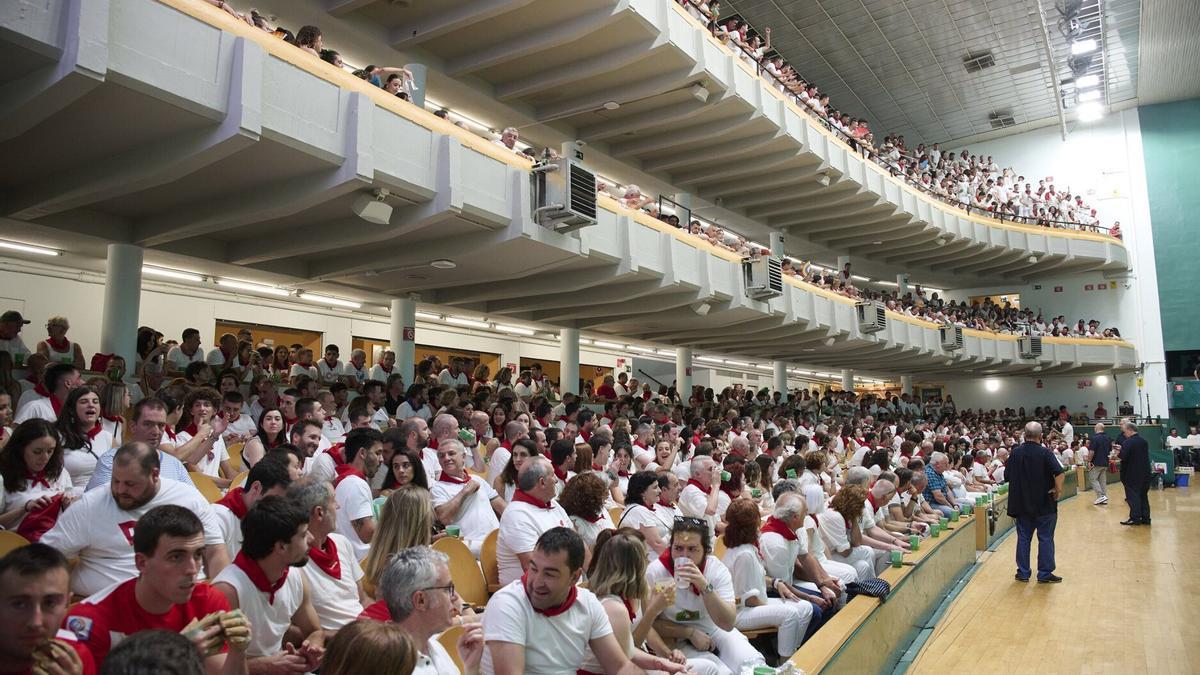 El Labrit, a reventar.