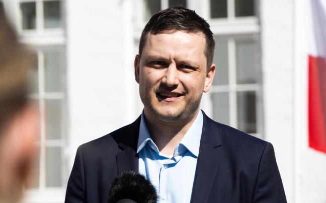 El primer ministro de Groenlandia, Jens-Frederik Nielsen