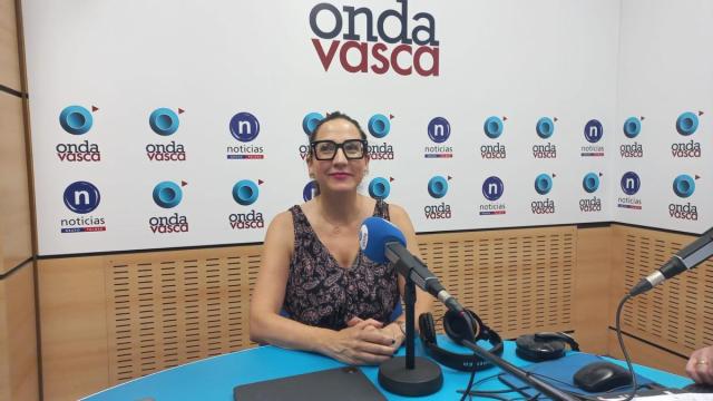 Begoña Pedrosa, durante su entrevista en Onda Vasca.