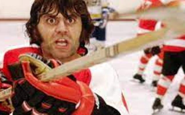 Paul D'Amato en una escena de 'El castañazo'.