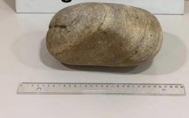 La piedra lanzada.