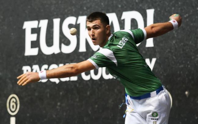 Eñaut Lizeaga, durante la Liga de Naciones con Euskal Selekzioa.