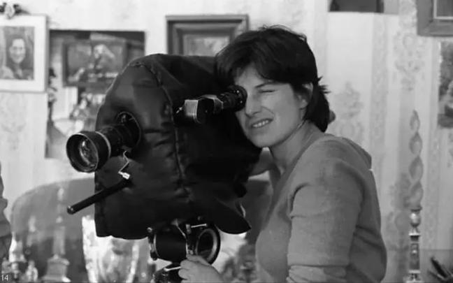 Artiumek programa bat antolatu du Chantal Akerman zinemagile feministaren lana oinarritzat hartuta.