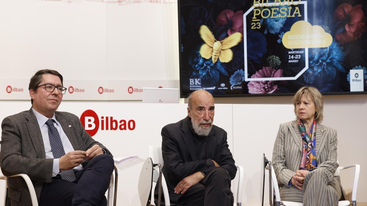 Gonzalo Olabarria, Raúl Zurita y Begoña Morán