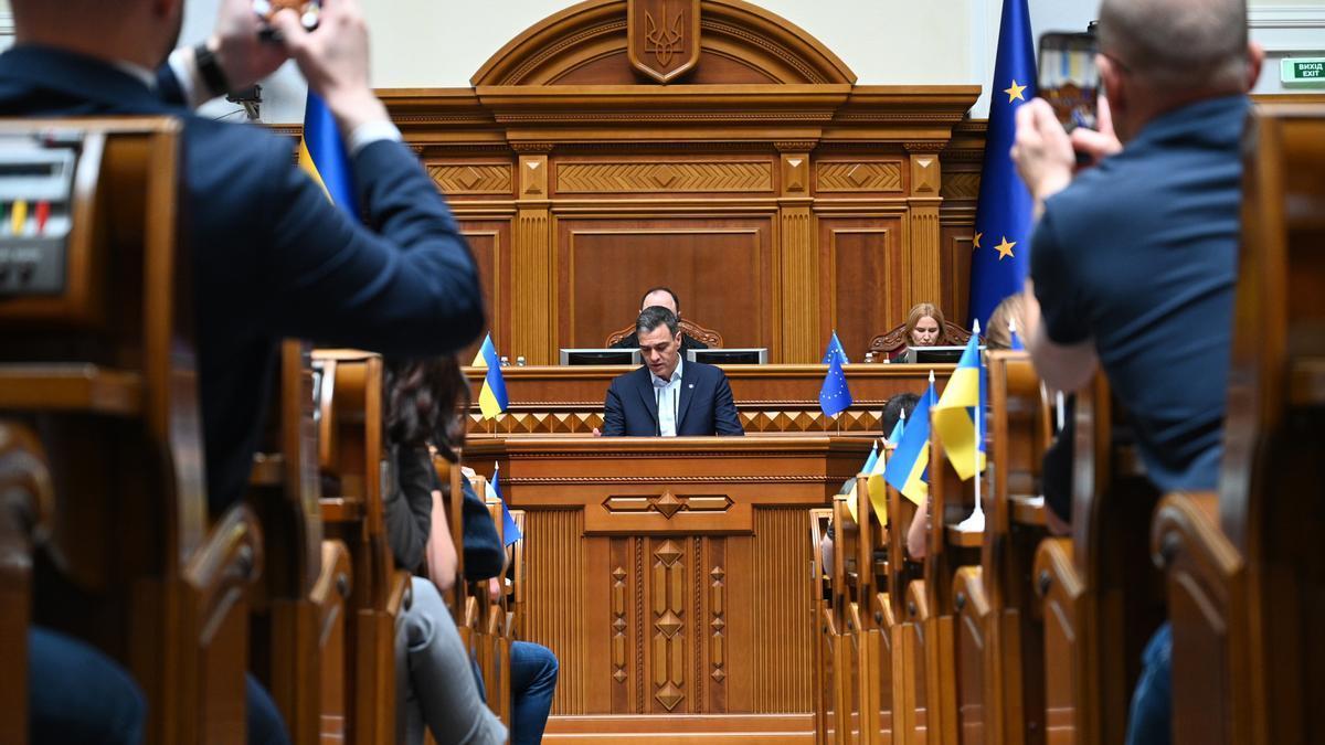 Pedro Sánchez interviene ante el Parlamento de Ucrania, el 1 de julio de 2023.