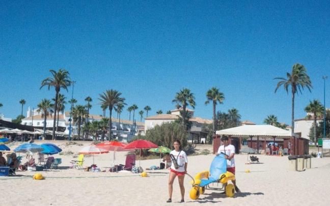 Cruz Roja inicia la temporada de verano este sábado con presencia en 201 playas y un equipo de 1.500 profesionales / Europa Press Cruz Roja inicia la temporada de verano este sábado con presencia en 201 playas y un equipo de 1.500 profesionales
