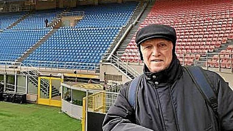 Xabier Almandoz, hace dos días en el estadio. / MIKEL RECALDE