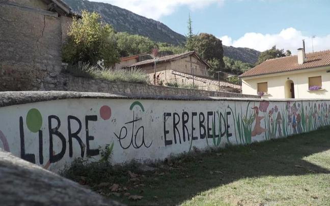 Uno de los muros del campamento de Bernedo, en Araba.