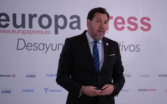 Óscar Puente protagoniza un desayuno informativo de Europa Press
