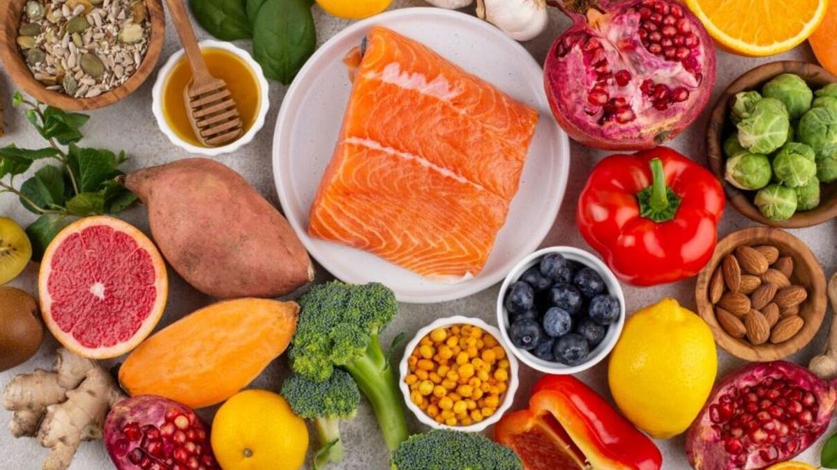 ¿Lo mejor? Optar por alimentos saludables, frescos y de temporada.