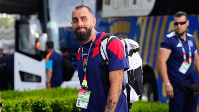 Borja Iglesias, poco antes del encuentro con Cabo Verde.