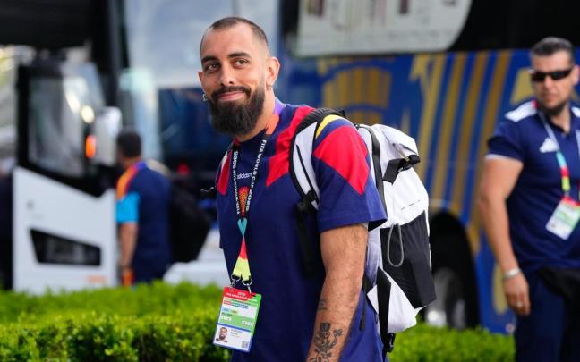 Borja Iglesias, poco antes del encuentro con Cabo Verde.