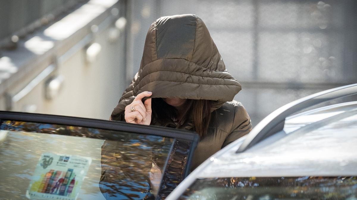 La exmilitante socialista Leire Díez a su salida de la Audiencia Nacional