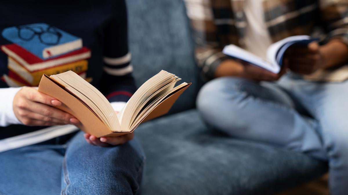 Un 67,8% de los vascos asegura que aprovecha su tiempo libre para leer.