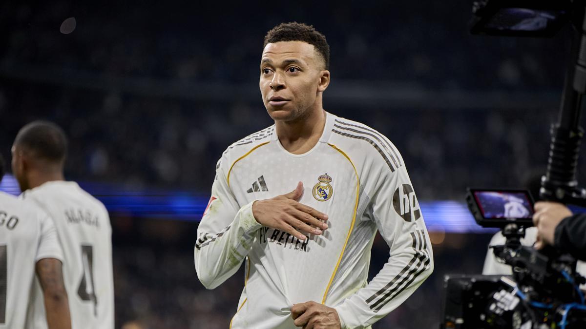 Kylian Mbappé, tras anotar un gol con el Real Madrid.
