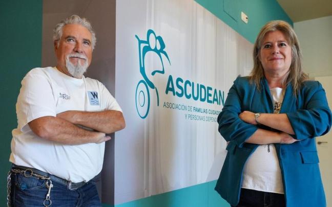 Blanco y Resa en la Asociación Ascudean.