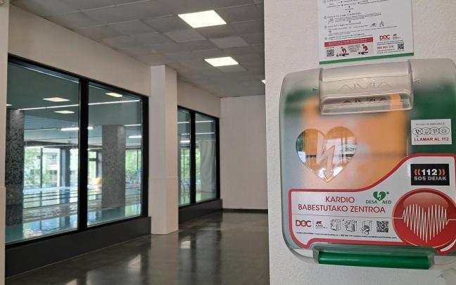 Se mostrará el manejo del desfibrilador externo automático (DEA).