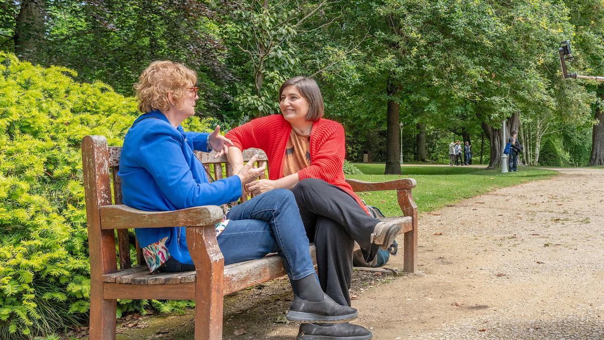 “Parece mentira la de cosas que se pueden llegar a compartir en dos horas”, destaca Encarni Cencilio.