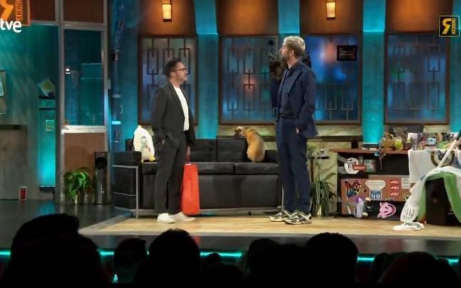 El 'troleo' del director de cine Juan Antonio Bayona a Broncano