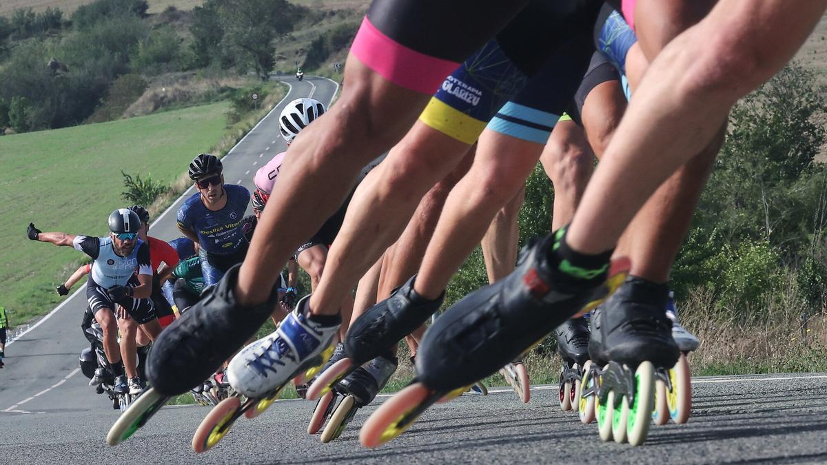 Patinaje y agua en la P2P Maratón Pamplona-Puente la Reina