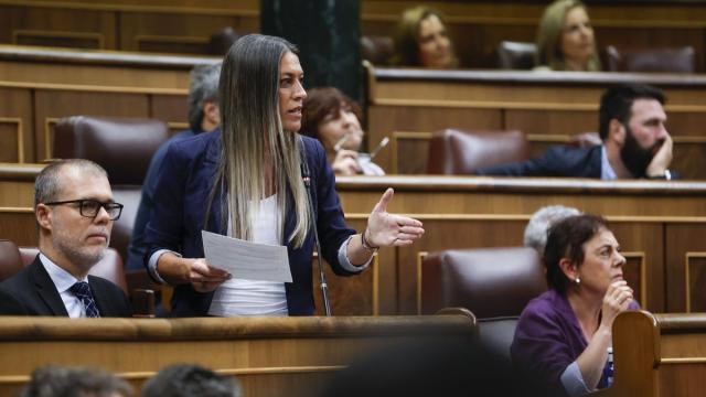 La portavoz de Junts, Miriam Nogueras, interviene en el Pleno del Congreso.