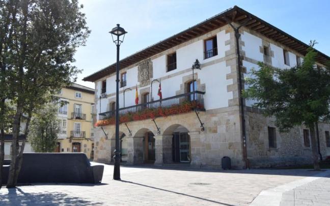 La sede de la Cuadrilla de Gorbeialdea comparte edificio con el Ayuntamiento de Zuia en Murgia