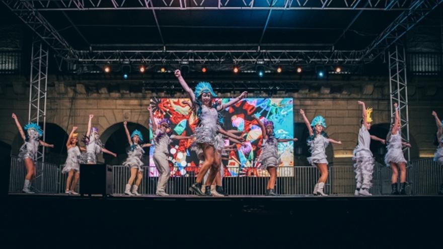 Foto de la presentación de las comparsas de los pasados Carnavales en Irun.