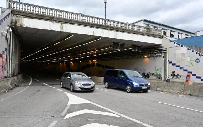 El túnel de Carmelo Bernaola, en Deusto. Oskar González