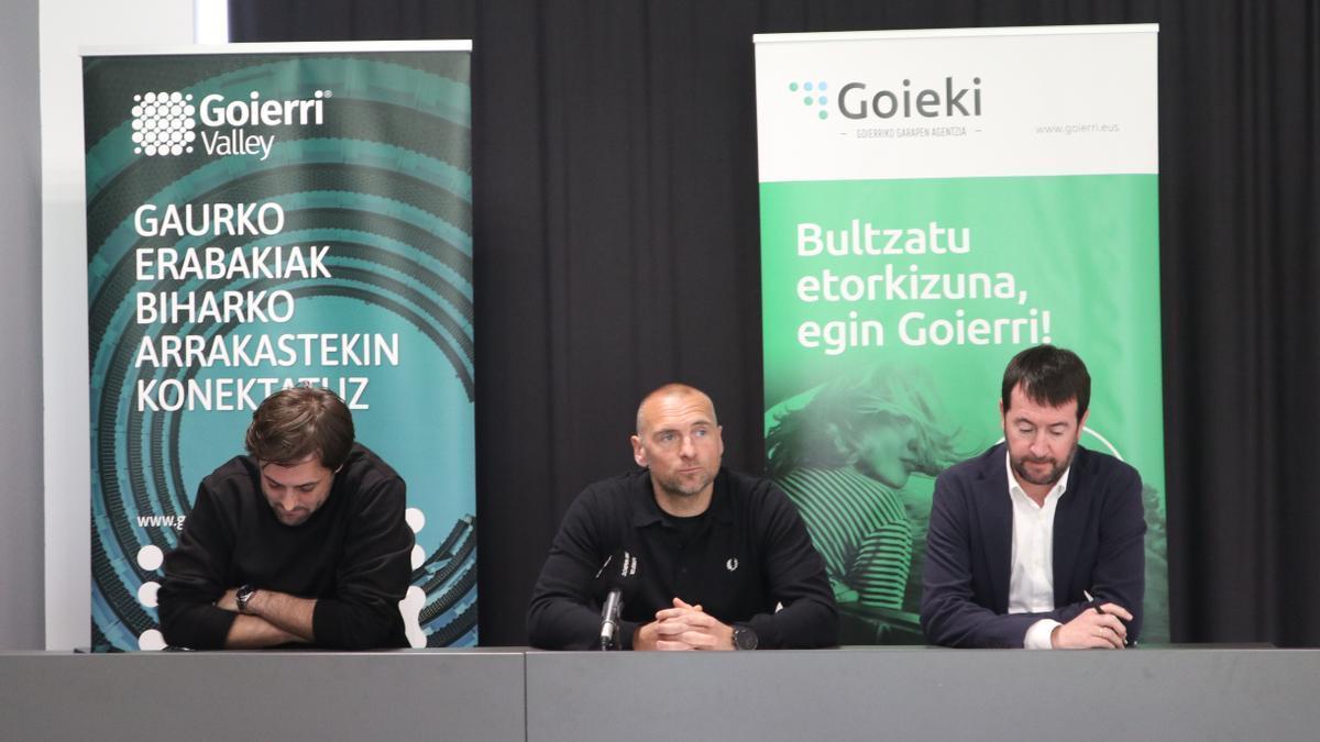 Varios impulsores del programa ‘Biltegilan’.