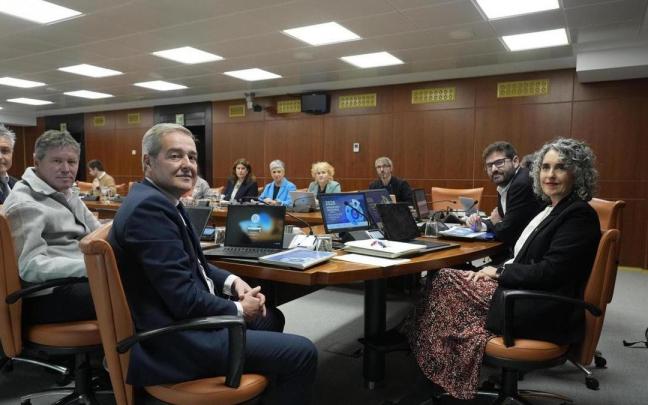 La consejera Ibone Bengoetxea preside la presentación del proyecto de presupuestos de su departamento para 2026.