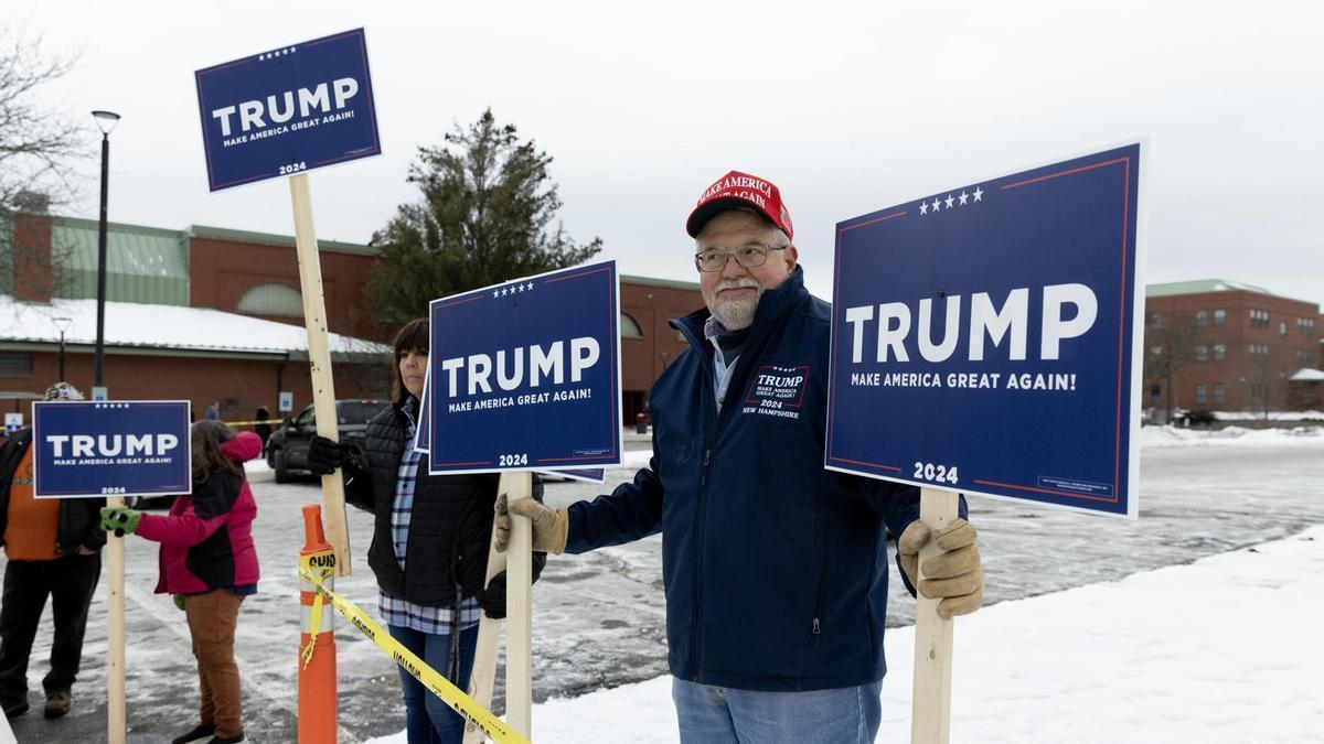 Seguidores de Trump durante las primarias republicanas en Nuevo Hampshire.