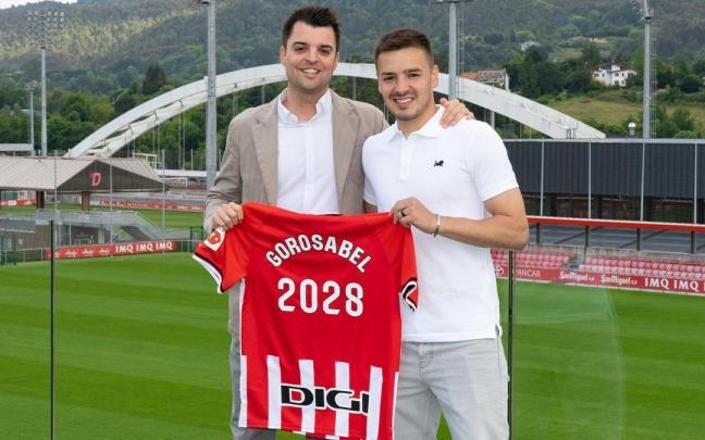 El lateral guipuzcoano Andoni Gorosabel ficha por el Athletic Club. / ATHLETIC CLUB