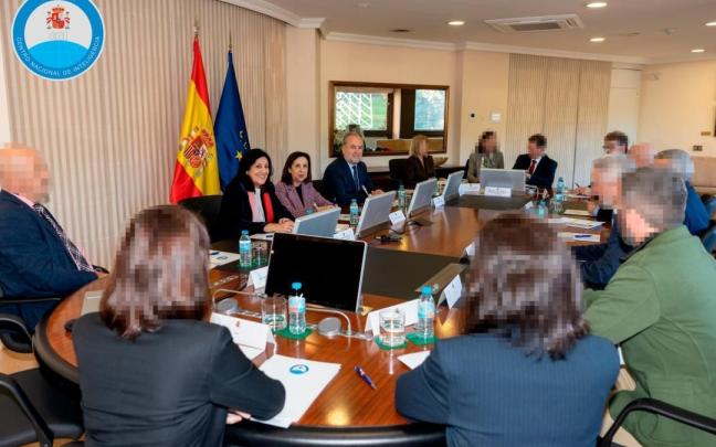 La ministra de Defensa, Margarita Robles, en la sede central del CNI.