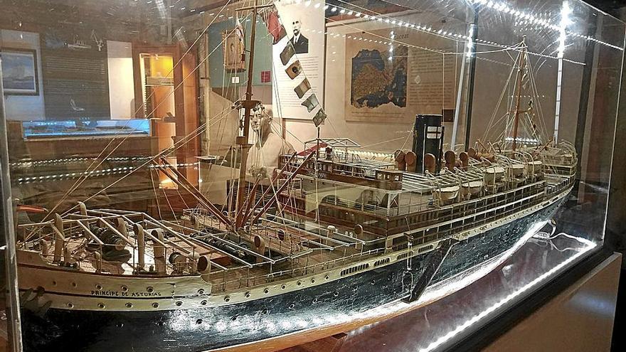 Una de las maquetas de barco que forma parte de la nueva exposición temporal.