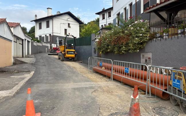 La maquinaria pesada ya está trabajando en el barrio de Salud e Higiene