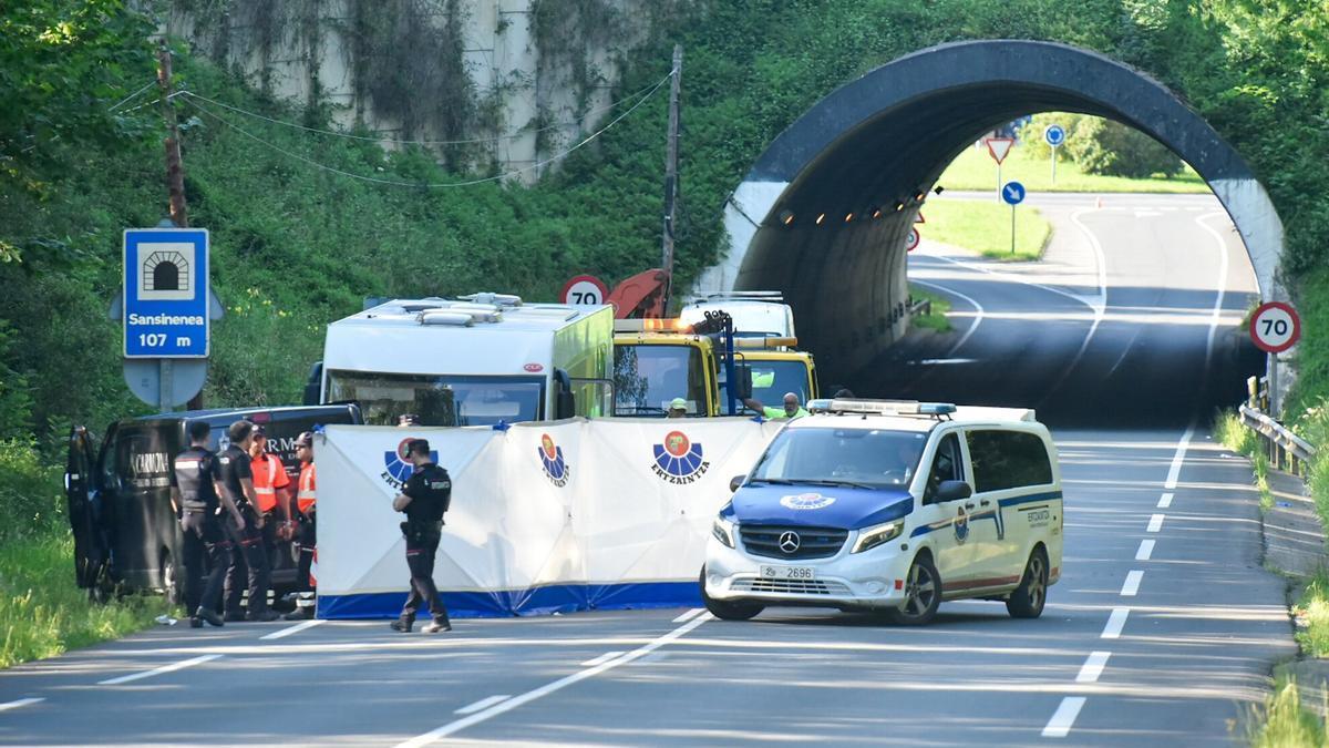 Lugar donde se ha producido el accidente mortal en Zestoa / ARNAITZ RUBIO