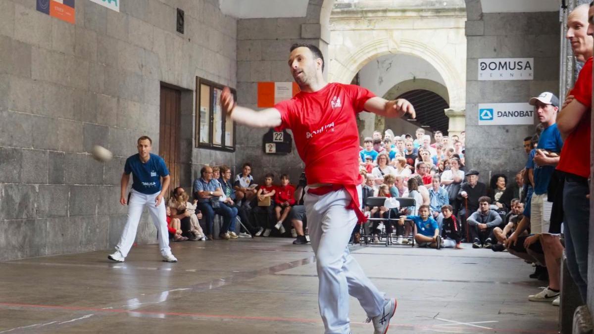 El Kontzejupe es un frontón de referencia en la tradición pelotazale de Azkoitia.