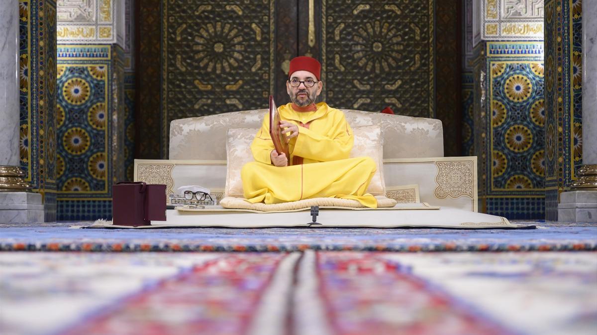 El rey de Marruecos, Mohamed VI, en una ceremonia religiosa.