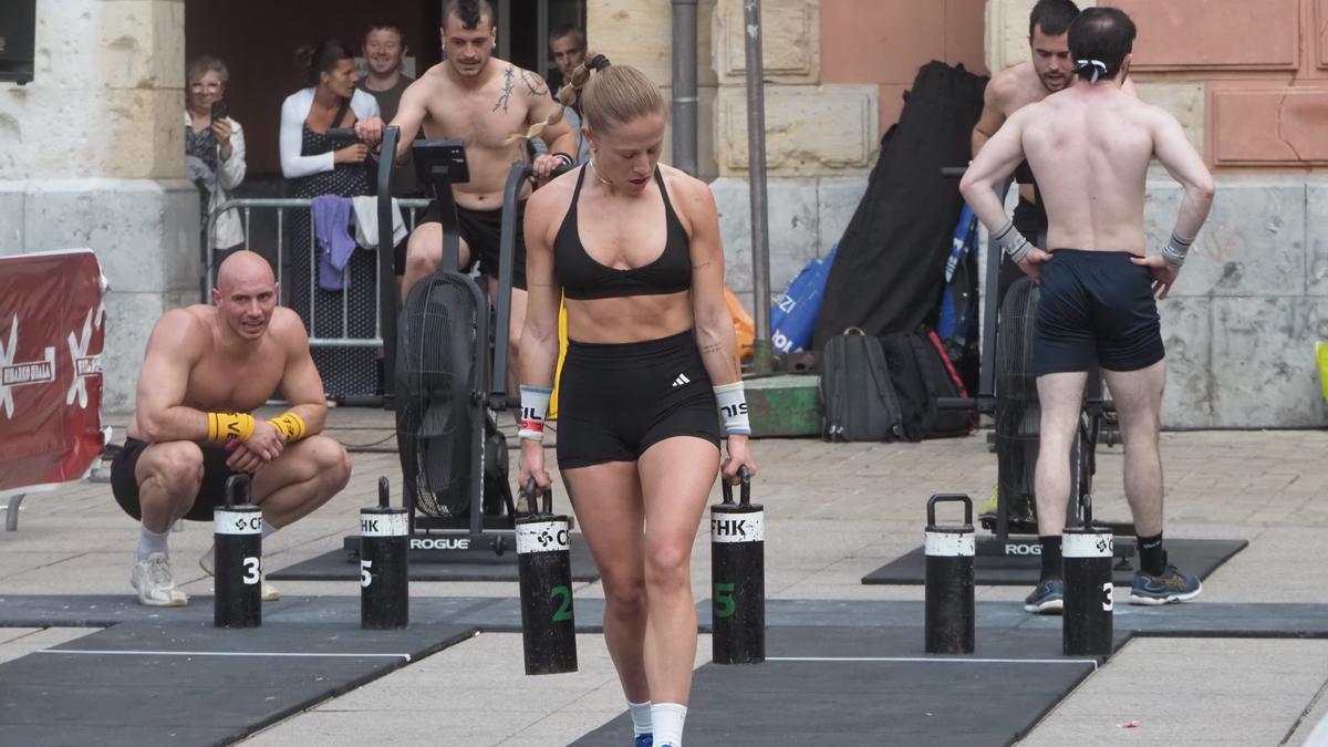 Las txingas han sido una de las disciplinas del deporte rural vasco que ha estado presente en la plaza Unzaga de Eibar