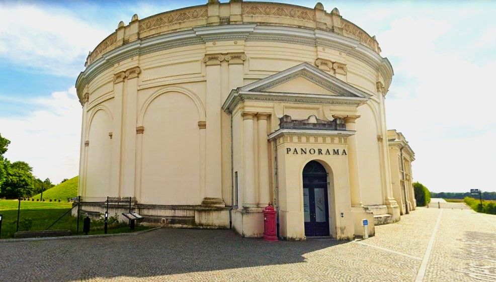 Centenario edificio del Panorama, hoy monumento histórico.