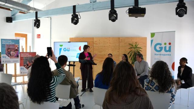 Presentación del nuevo servicio.