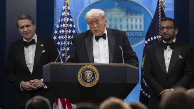 El presidente de EE.UU., Donald Trump, en rueda de prensa tras el tiroteo en la cena de corresponsales de la Casa Blanca.