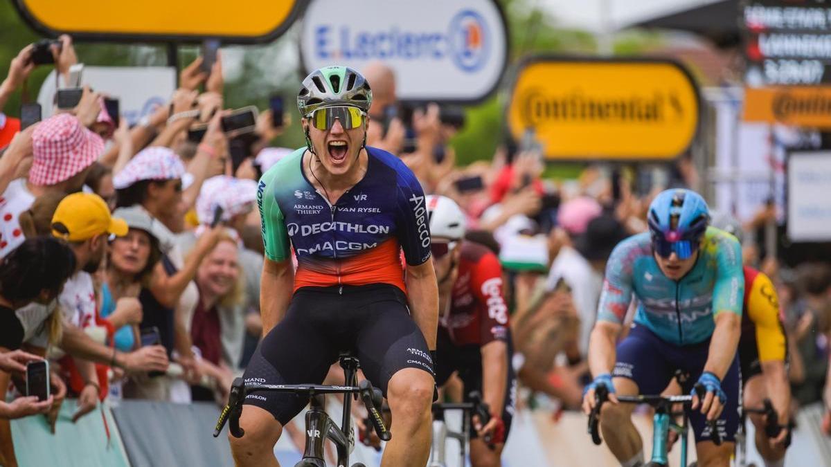 El ciclista neerlandés Olav Kooij, vencedor en Pau.