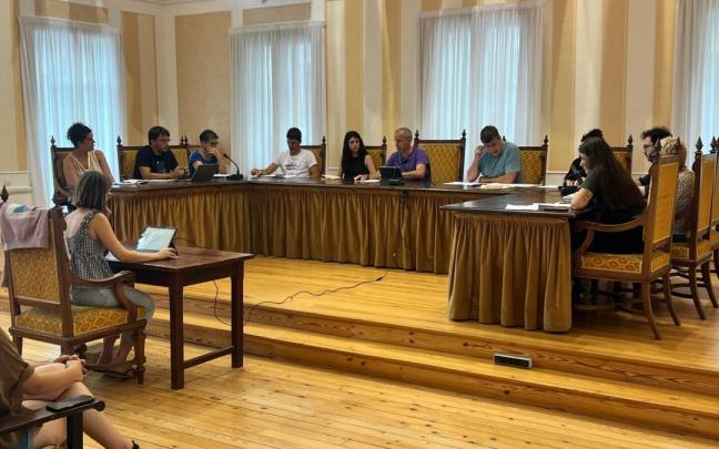 Votación de los presupuestos municipales de Getaria para el año 2026.
