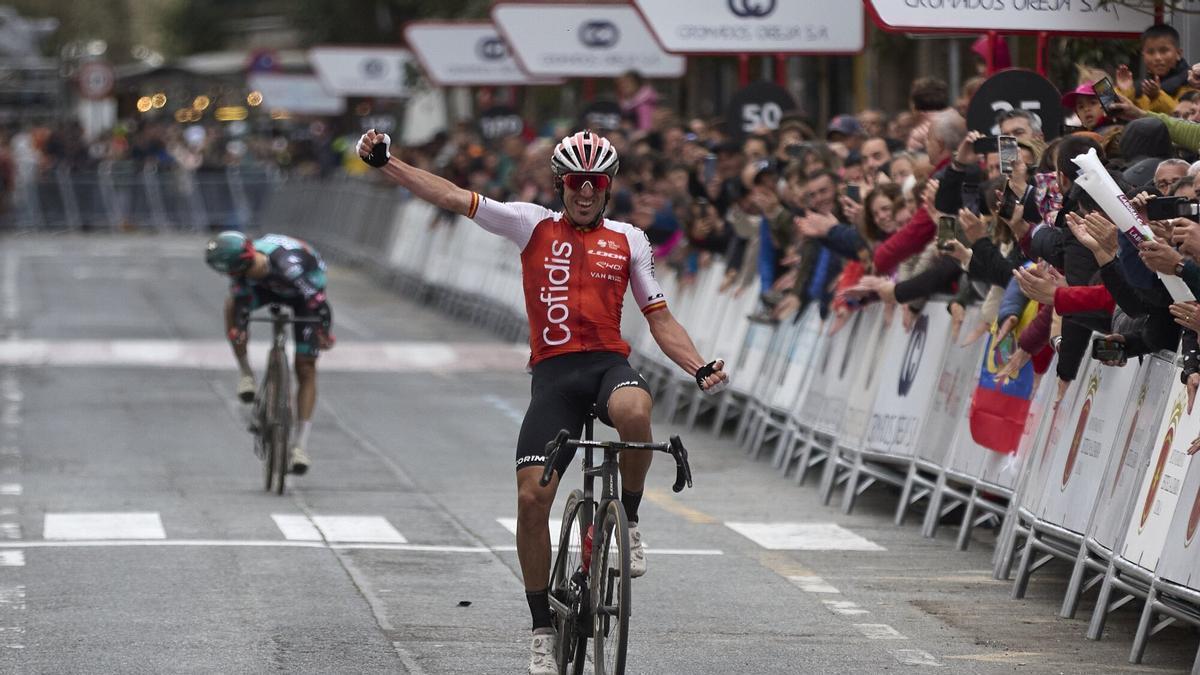 Ion Izagirre, ganador del G.P. Miguel Indurain.
